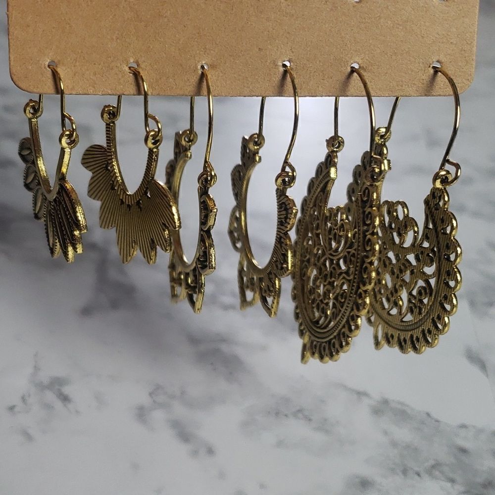‎Golden dangle Bohemian Earrings Set